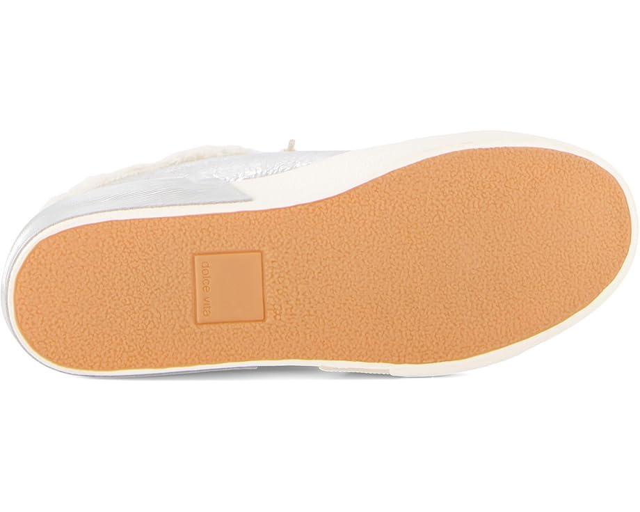 Zina Plush Product Image