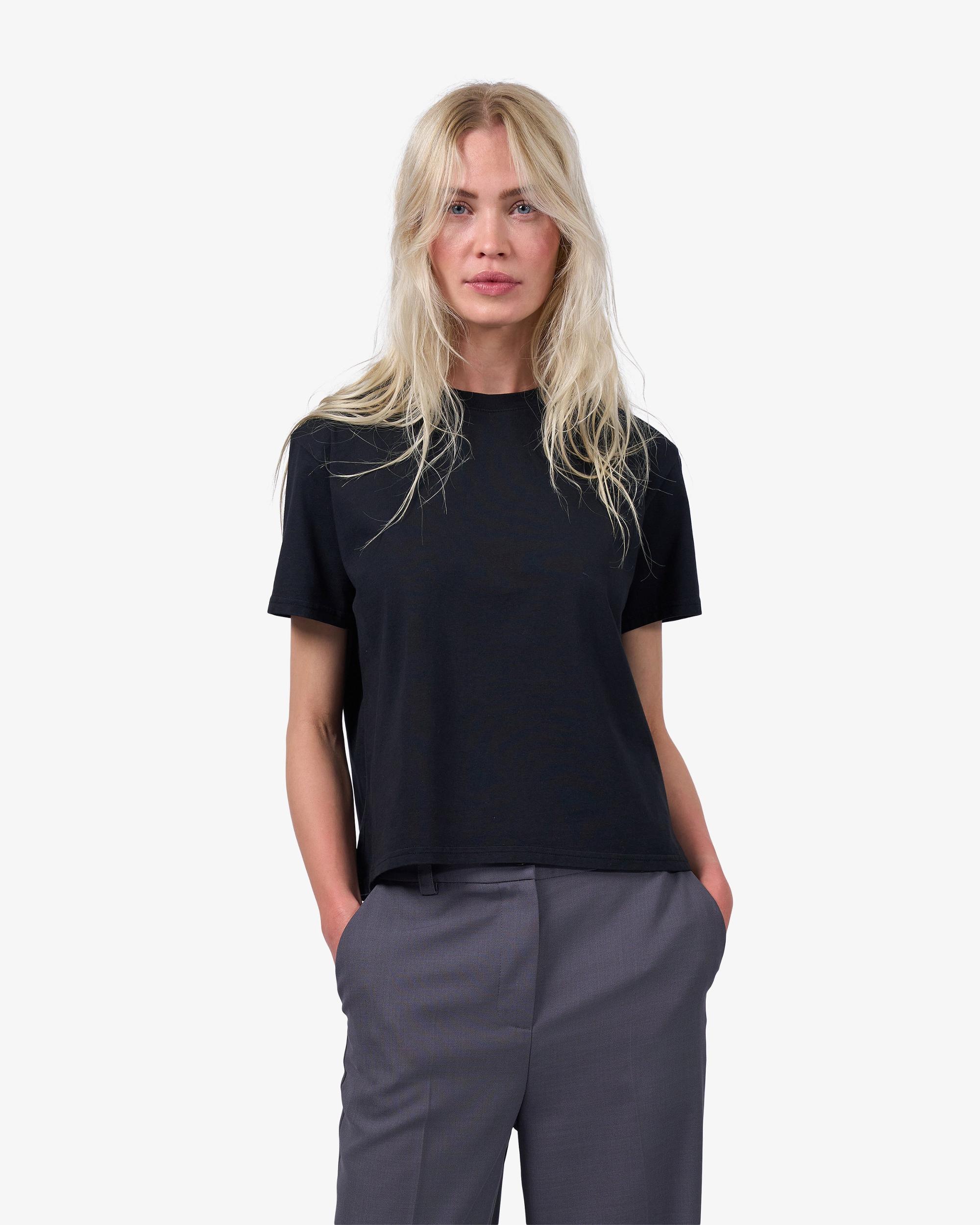 Type: CS2057/Organic Boxy Crop Tee/F Product Image