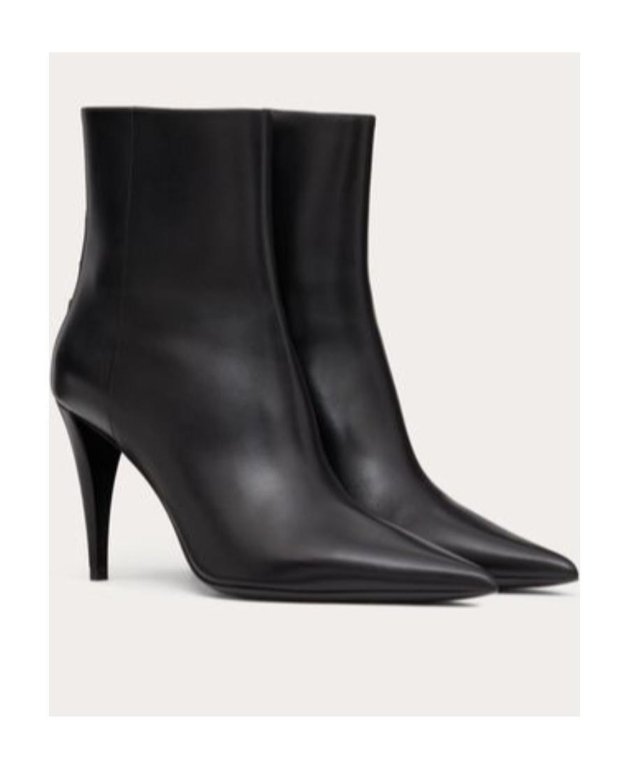 VALENTINO GARAVANI Rockstud Leather Ankle Boots In Black Product Image