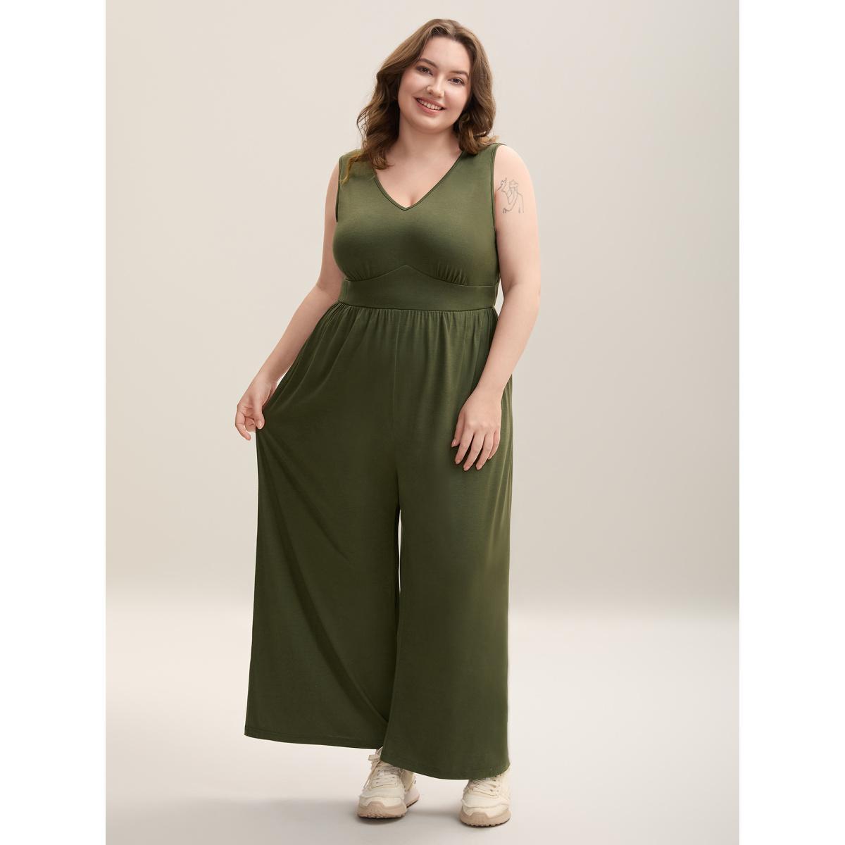 Plus Size ArmyGreen Stretchy Knit Pockets Cross Back Jumpsuit Women At the Office Sleeveless V-neck Work Loose Jumpsuits BloomChic 18-20/2X Product Image