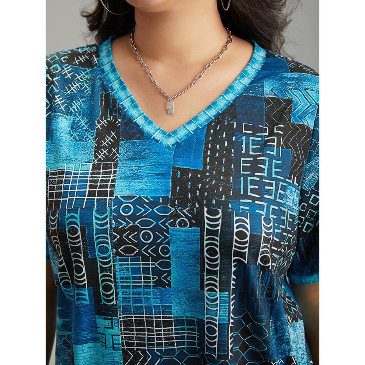 Plus Size Geometric Print V Neck T-shirt Multicolor Women Casual Printed Geometric V-neck Dailywear T-shirts BloomChic 10/M Product Image