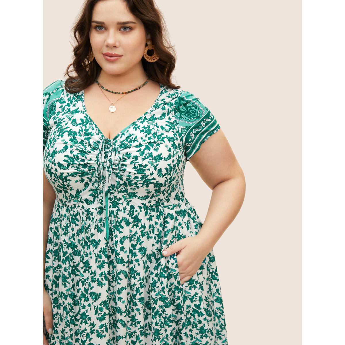 Plus Size Boho Print Drawstring Cap Sleeve Dress Malachitegreen Women Resort Drawstring Heart neckline Cap Sleeve Curvy BloomChic 22-24/3X Product Image
