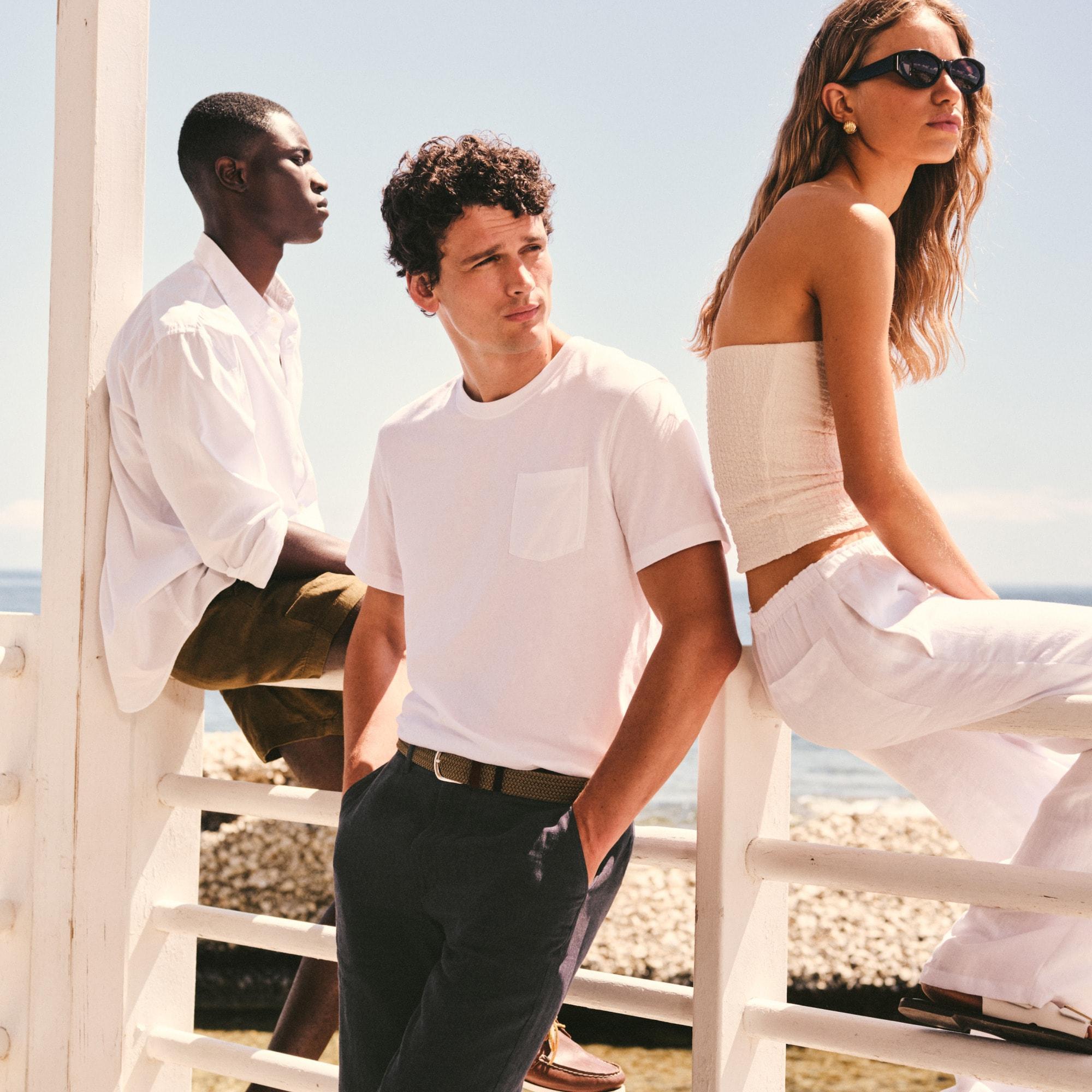Vintage-wash cotton pocket T-shirt Product Image