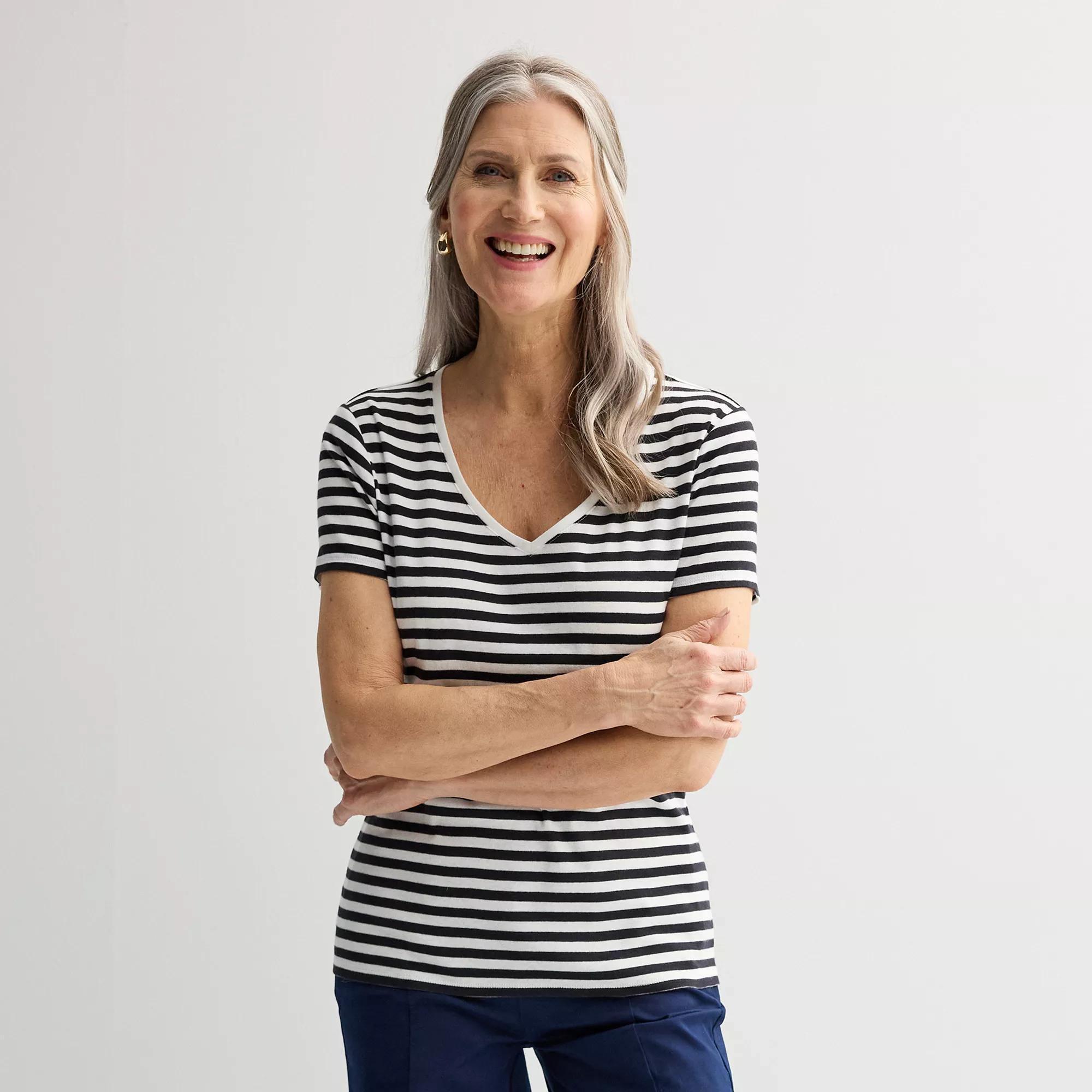 Petite Croft & Barrow Essential V-Neck Tee, Womens Product Image