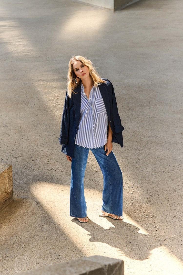 Goldie/Classic Wide Leg Stretch Jeans Product Image
