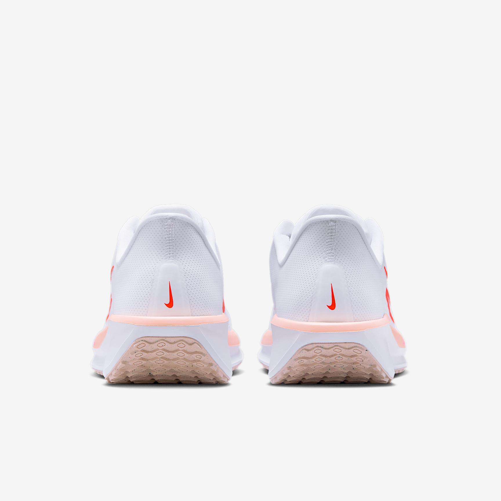 Nike Women's Quest 6 Road Running Shoes Product Image