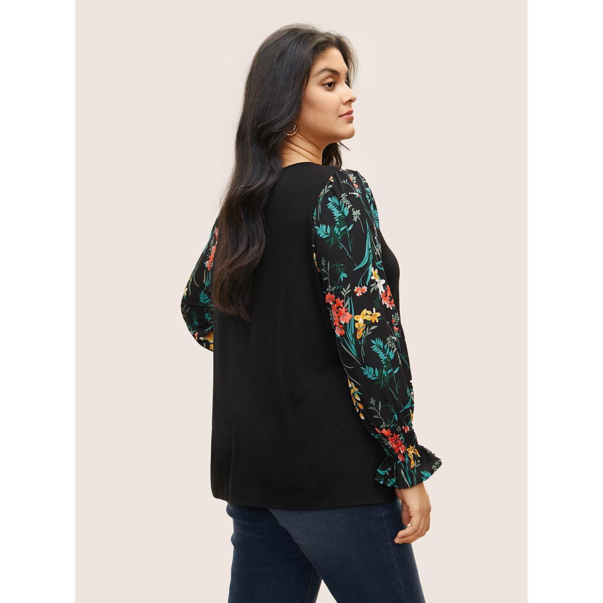 Plus Size Floral Patchwork Shirred Round Neck T-shirt Black Women Elegant Patchwork Floral Round Neck Everyday T-shirts BloomChic 30/6X Product Image