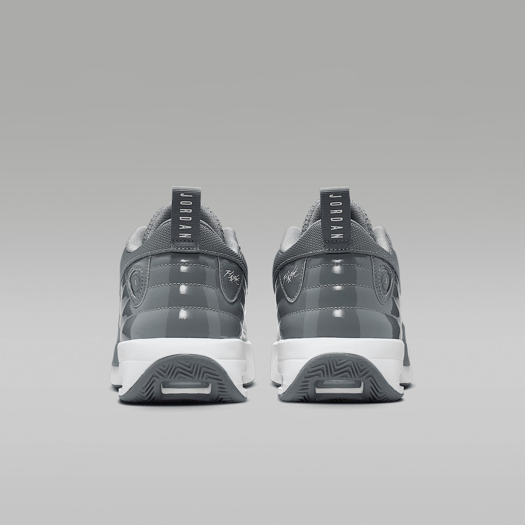 Men's Jordan Max Aura 6 Shoes Product Image