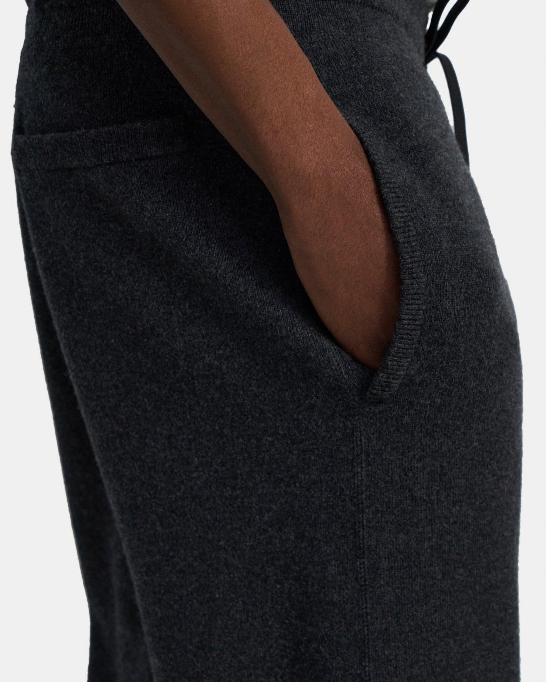 Alcos Tapered Pant in Wool-Cashmere Product Image