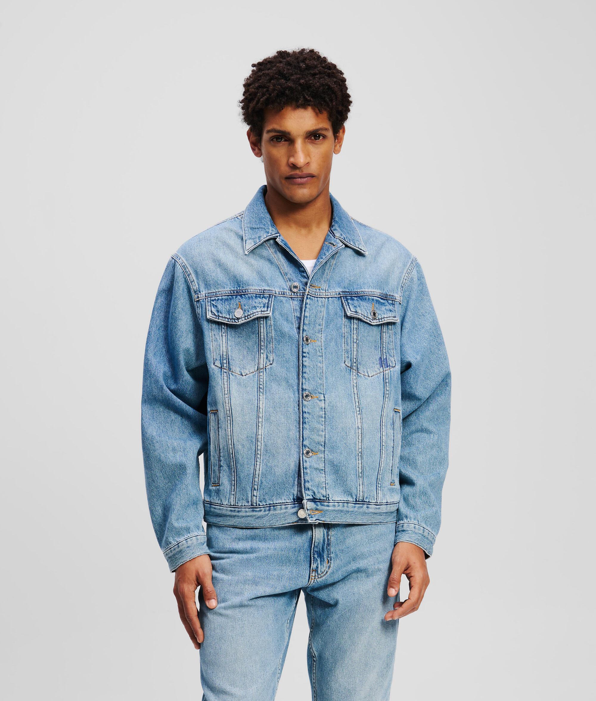 LOGO TAPERED JEANS Product Image