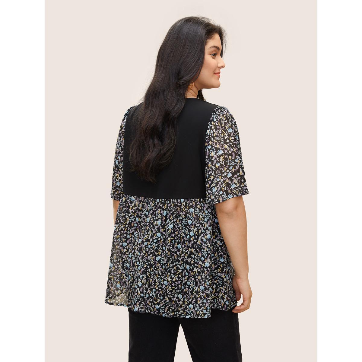 Plus Size Black Ditsy Floral Patchwork Button Detail Blouse Women Resort Short sleeve V-neck Vacation Blouses BloomChic 30/6X Product Image