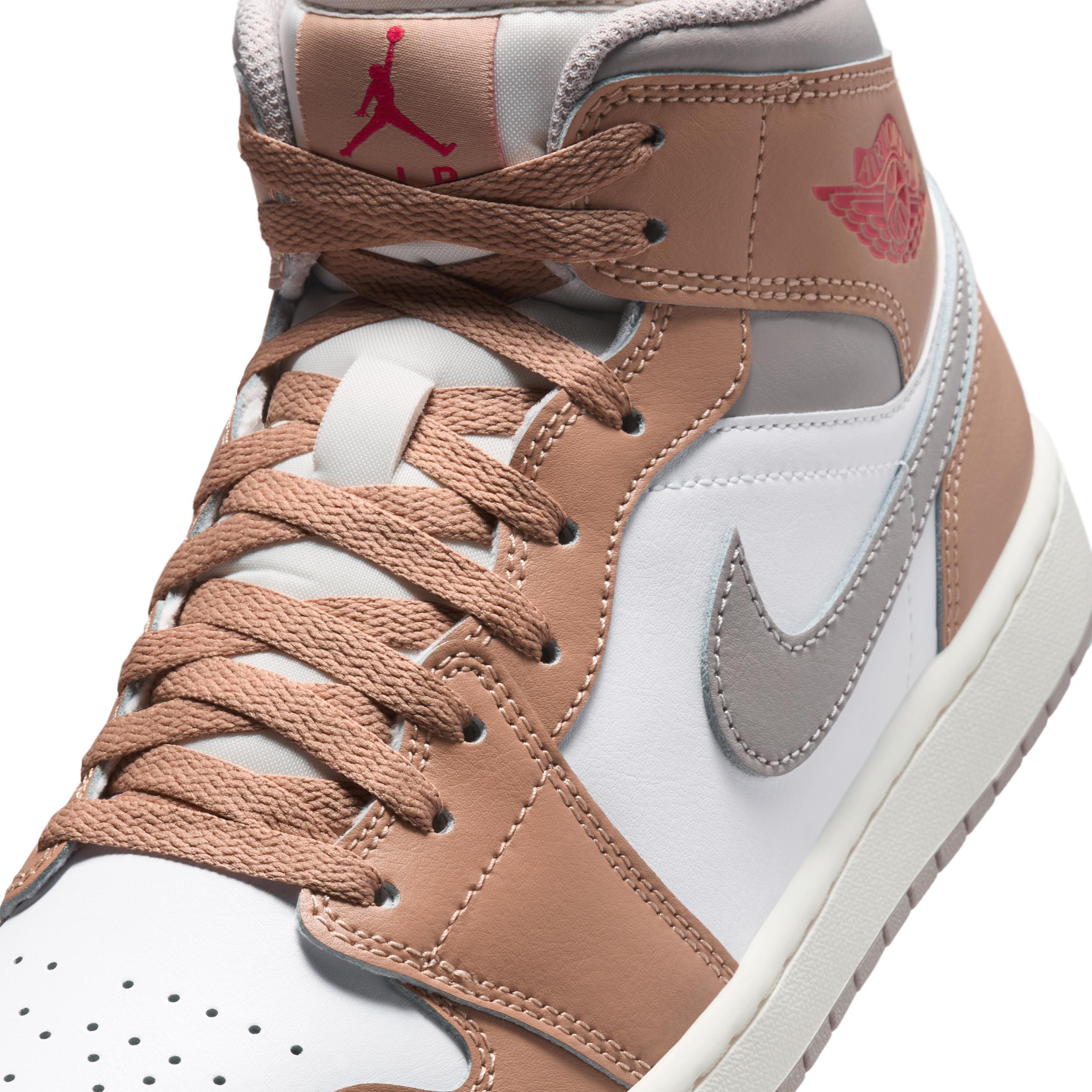 Men's Air Jordan 1 Mid Shoes Product Image