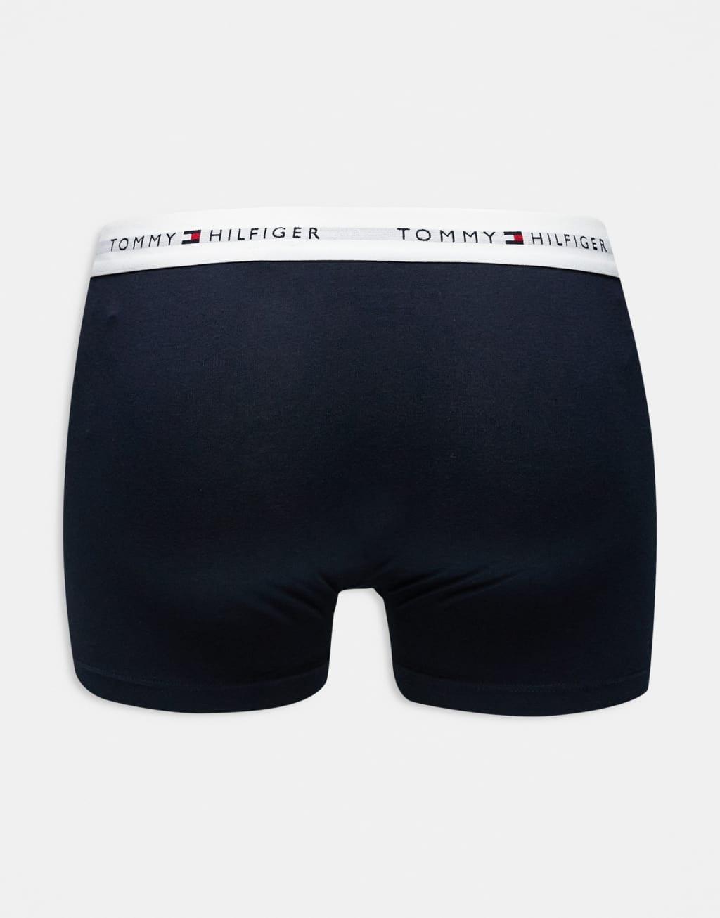 Tommy Hilfiger Signature Essential 3 pack boxer briefs with colored waistband in navy Product Image
