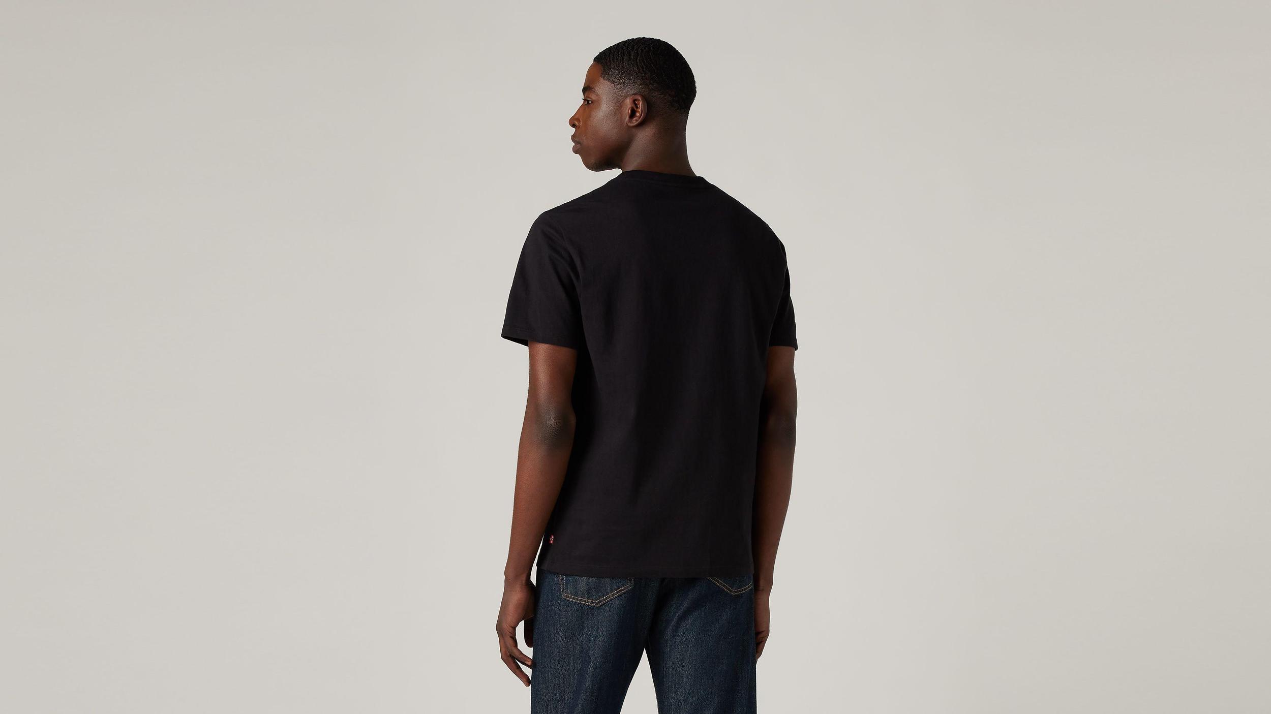 Levi's® Logo Classic T-Shirt Product Image