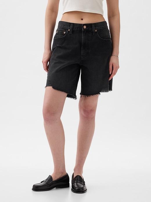 8" Mid Rise '90s Loose Denim Bermuda Shorts Product Image