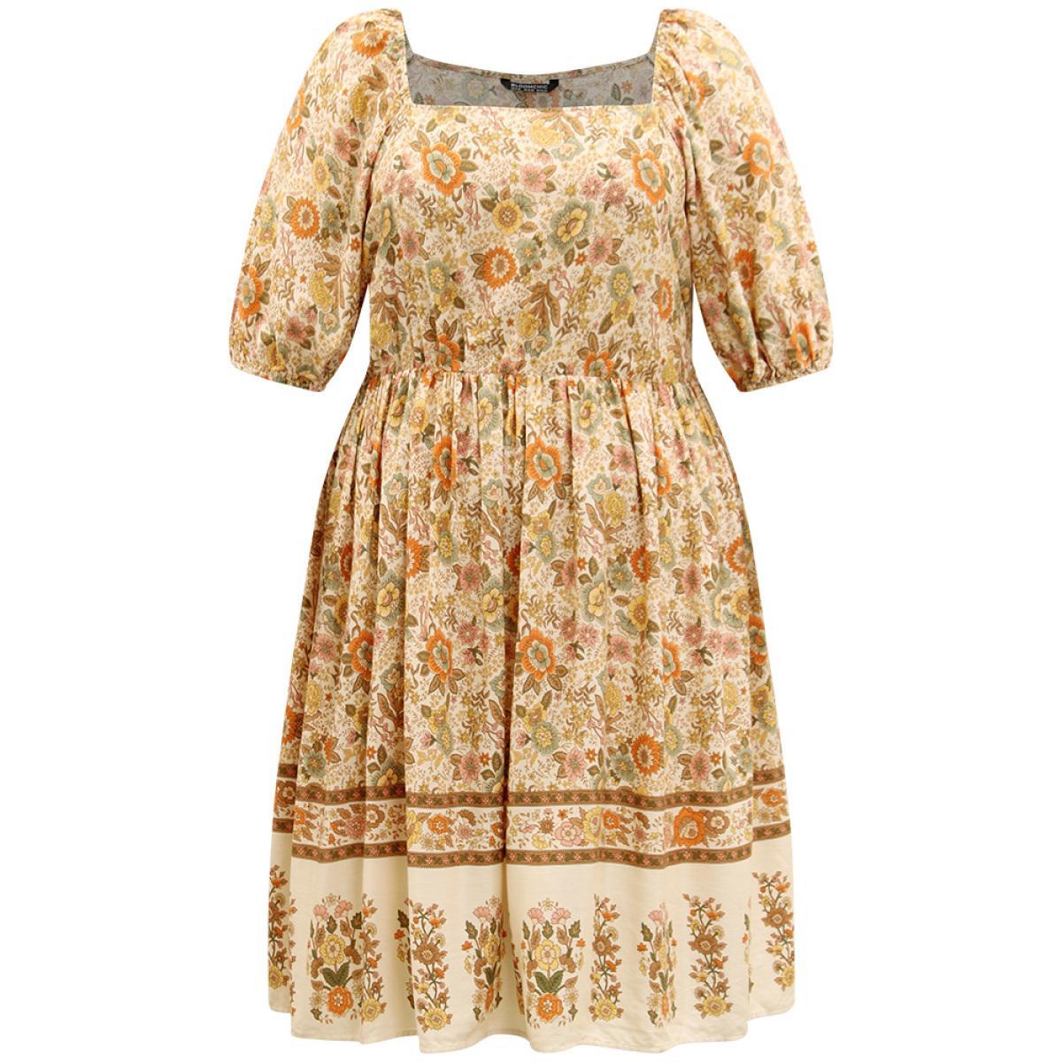 Plus Size Floral Print Pocket Square Neck Elastic Cuffs Dress Apricot Women Vacation Elastic cuffs Square Neck Short sleeve Curvy Midi Dress BloomChic 30/6X Product Image