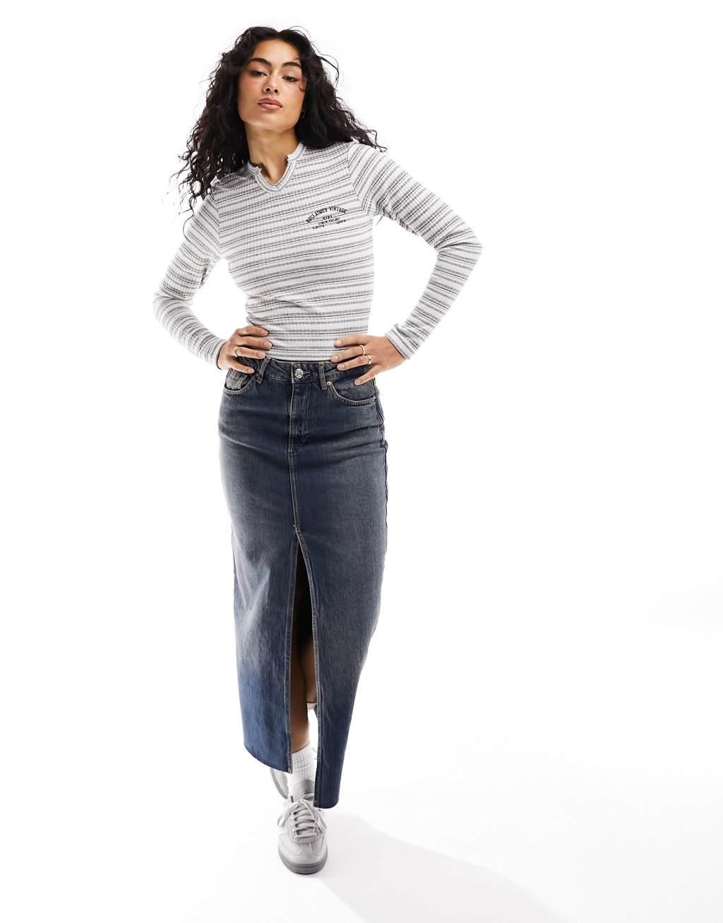 Reclaimed Vintage long sleeve shrunken tee with notch neck Product Image