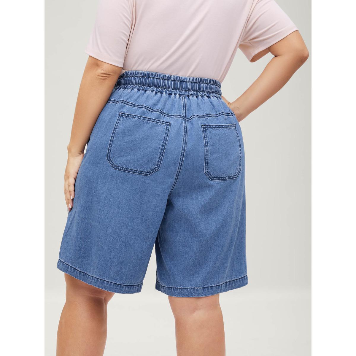 Plus Size Cotton Stretchy Waist Drawstrings Denim Shorts Women Midblue No stretch Everyday-Casual Slanted pocket Denim Shorts BloomChic 28/5X Product Image