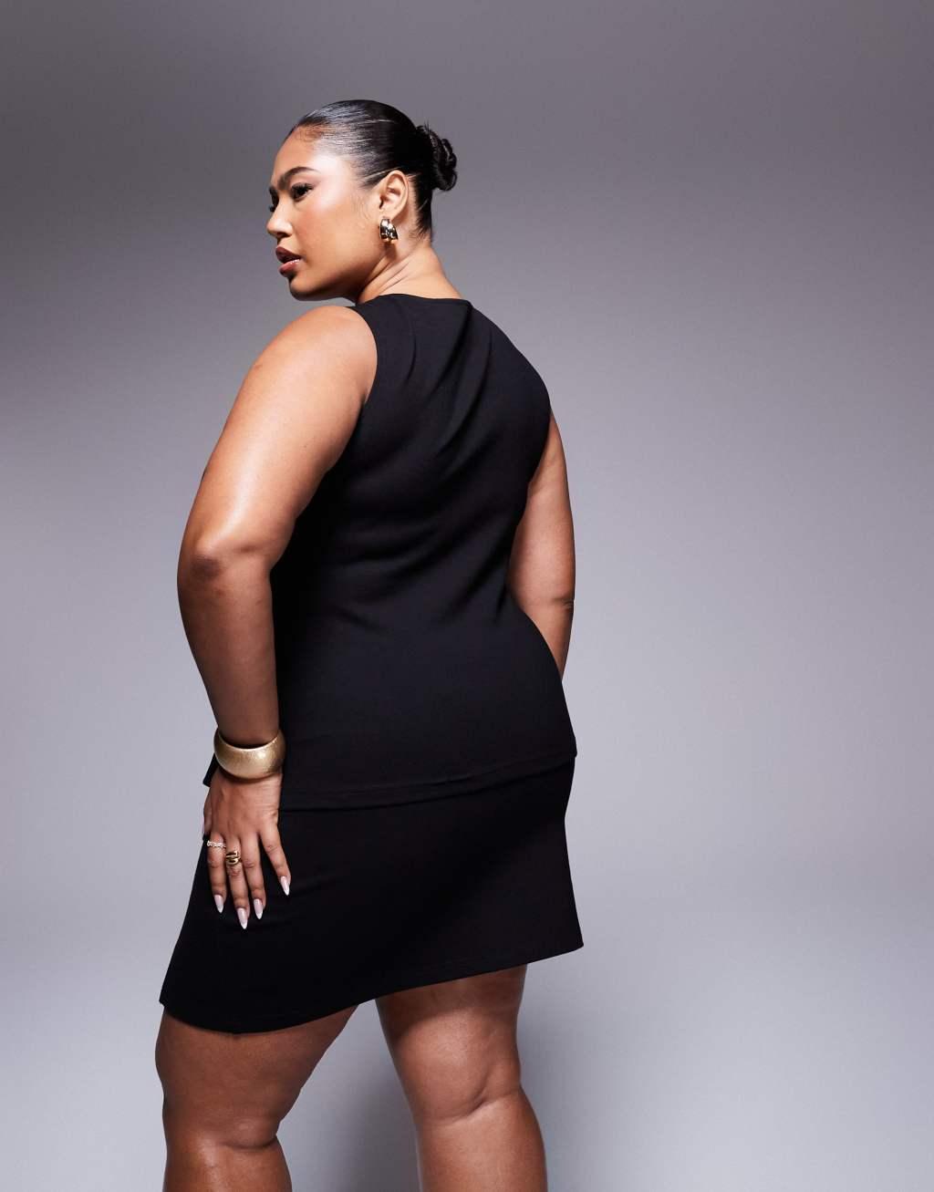 ASOS DESIGN Curve heavyweight ponte longline vest in black Product Image