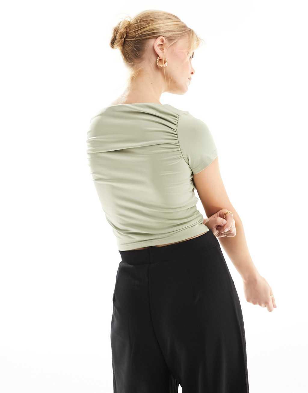 4th & Reckless ruched wide neck cropped T-shirt Product Image