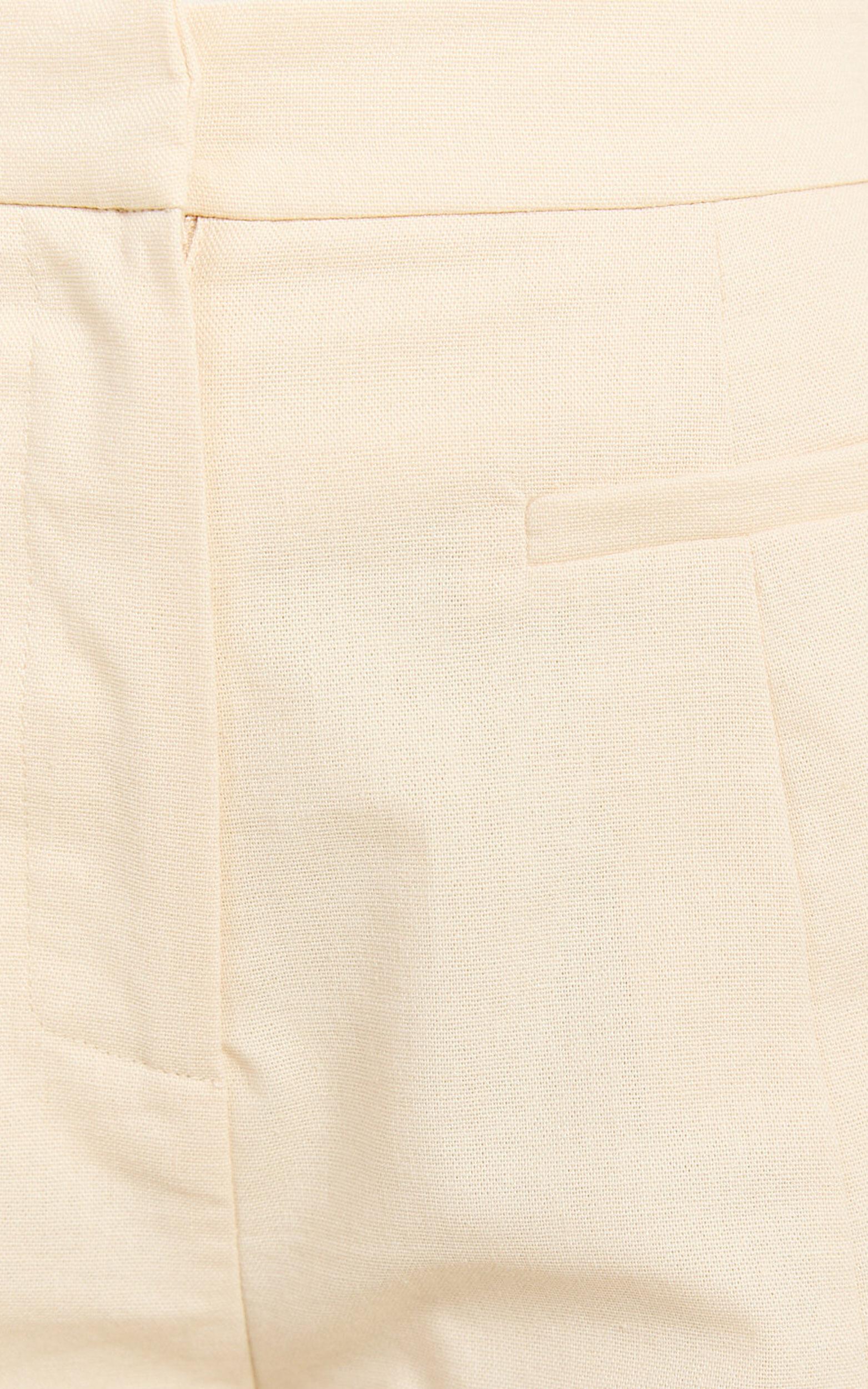 Carter Short - A Line  Linen Welt Pocket Shorts in Sand Product Image