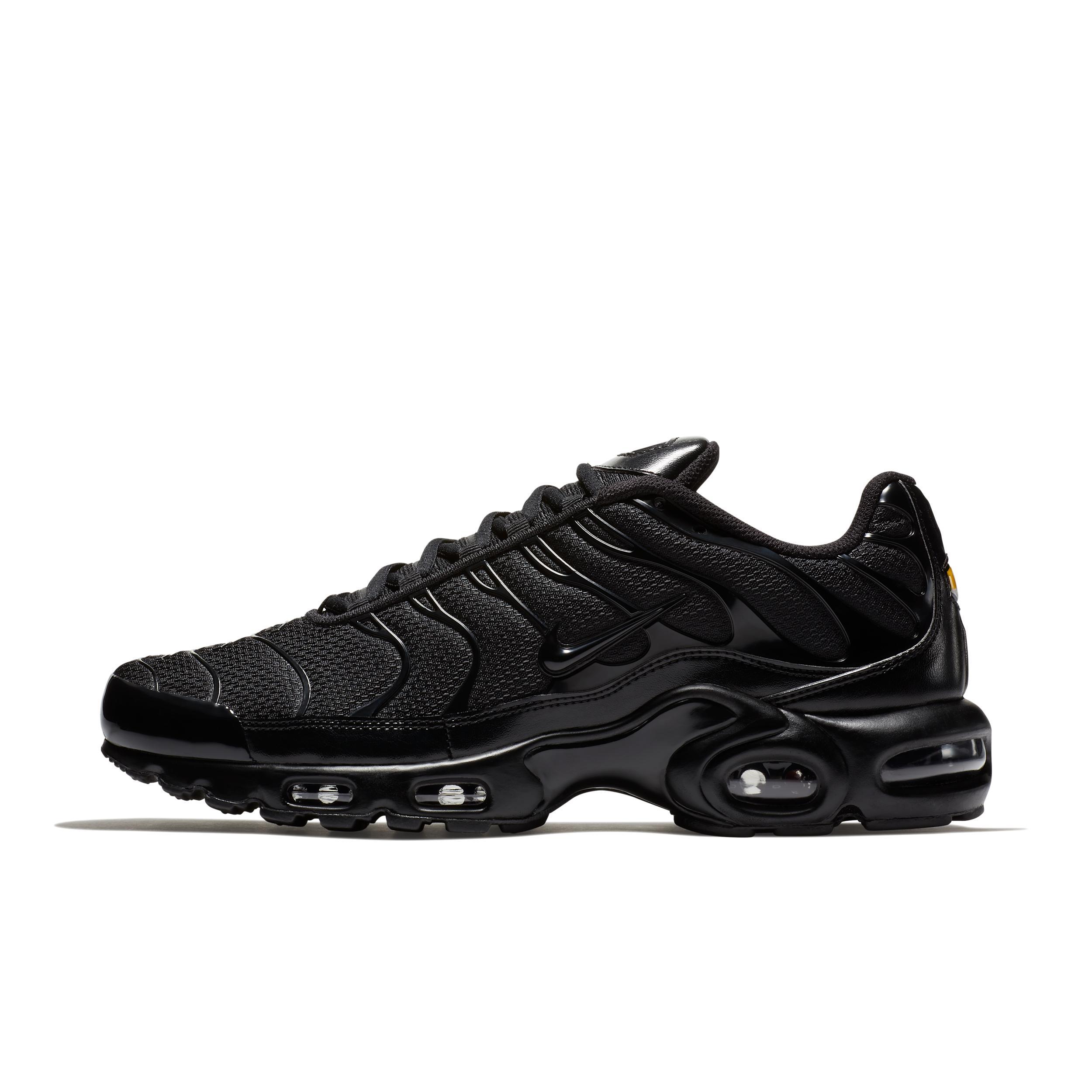 Nike Men's Air Max Plus Shoes Product Image