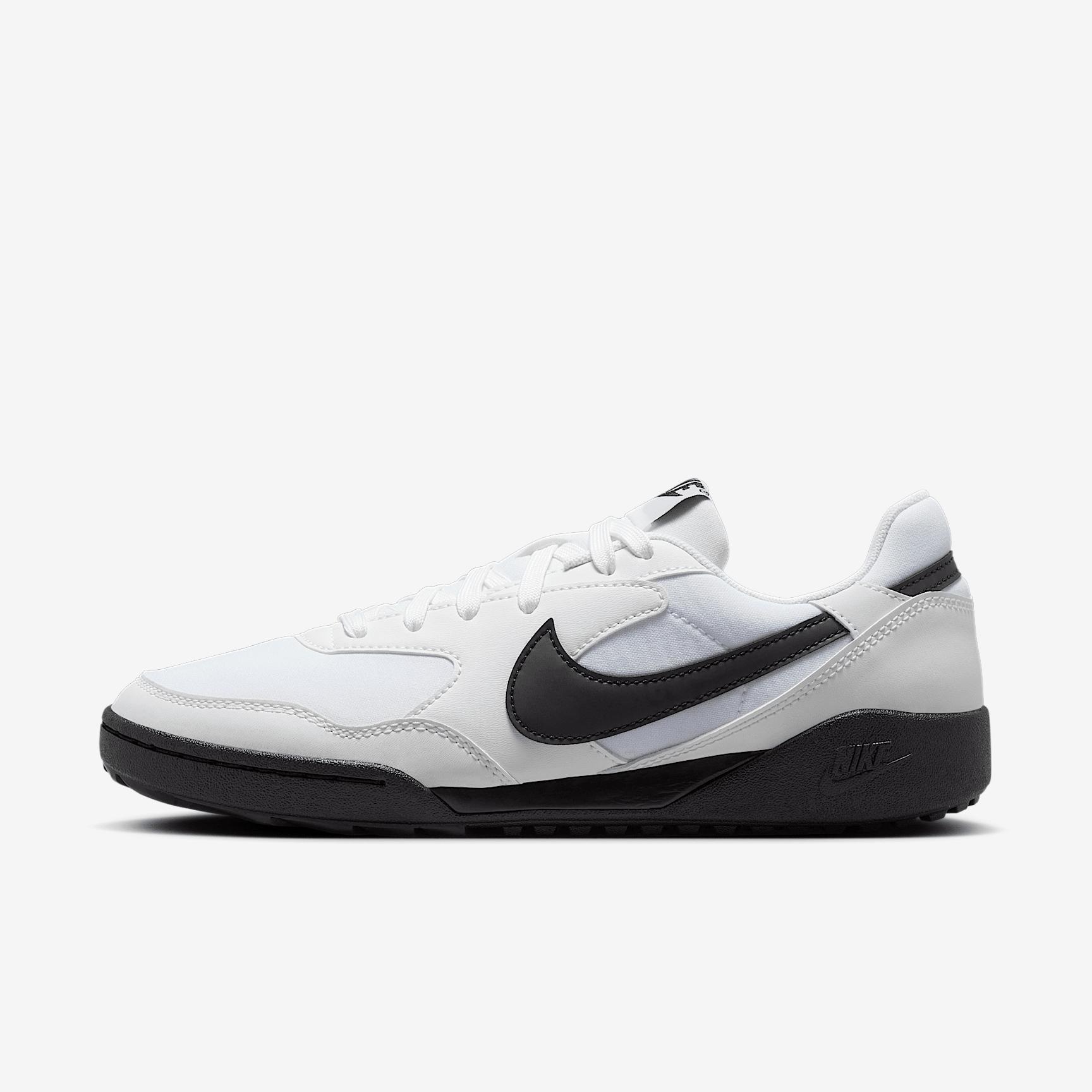 Nike Women's Terra Manta Shoes Product Image