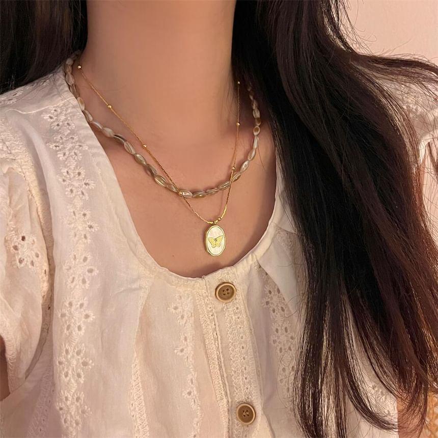 Butterfly Shell Alloy Necklace / Bead Necklace Product Image