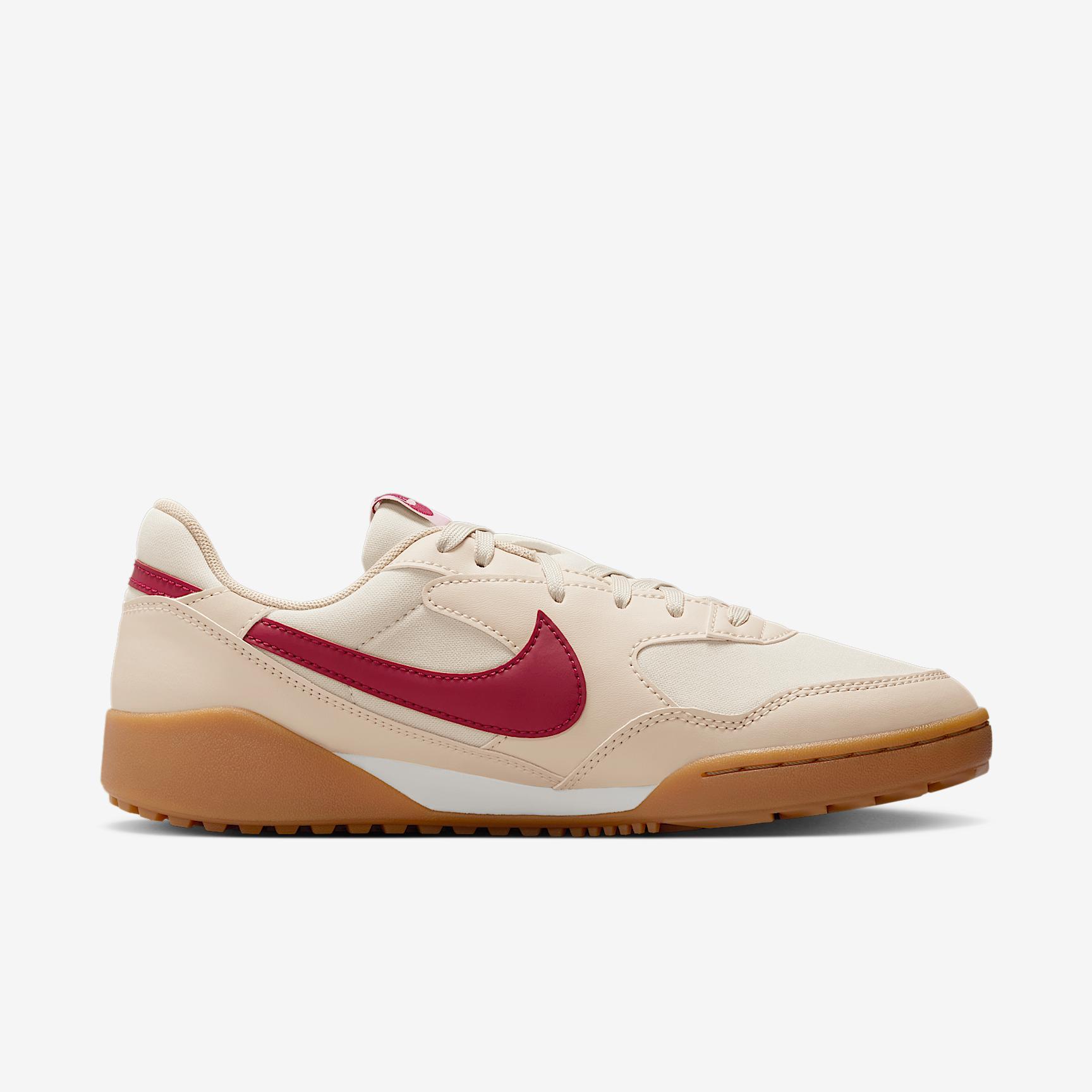 Nike Women's Terra Manta Shoes Product Image