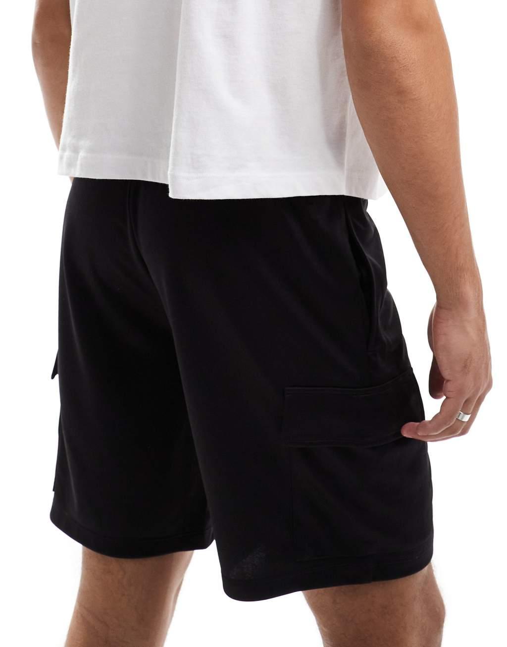 4505 performance jersey cargo shorts in black  Product Image