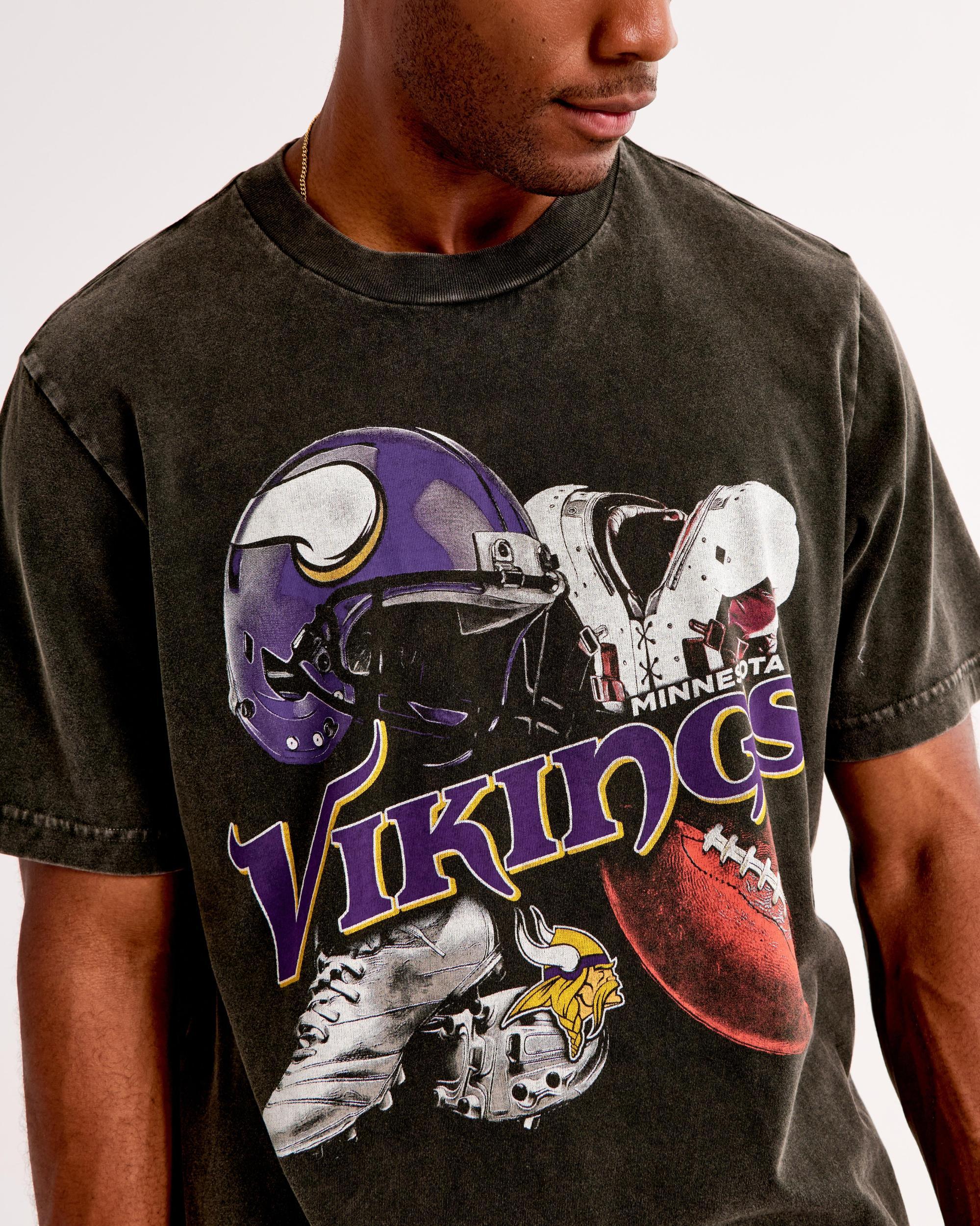 Minnesota Vikings Vintage-Inspired Graphic Tee Product Image