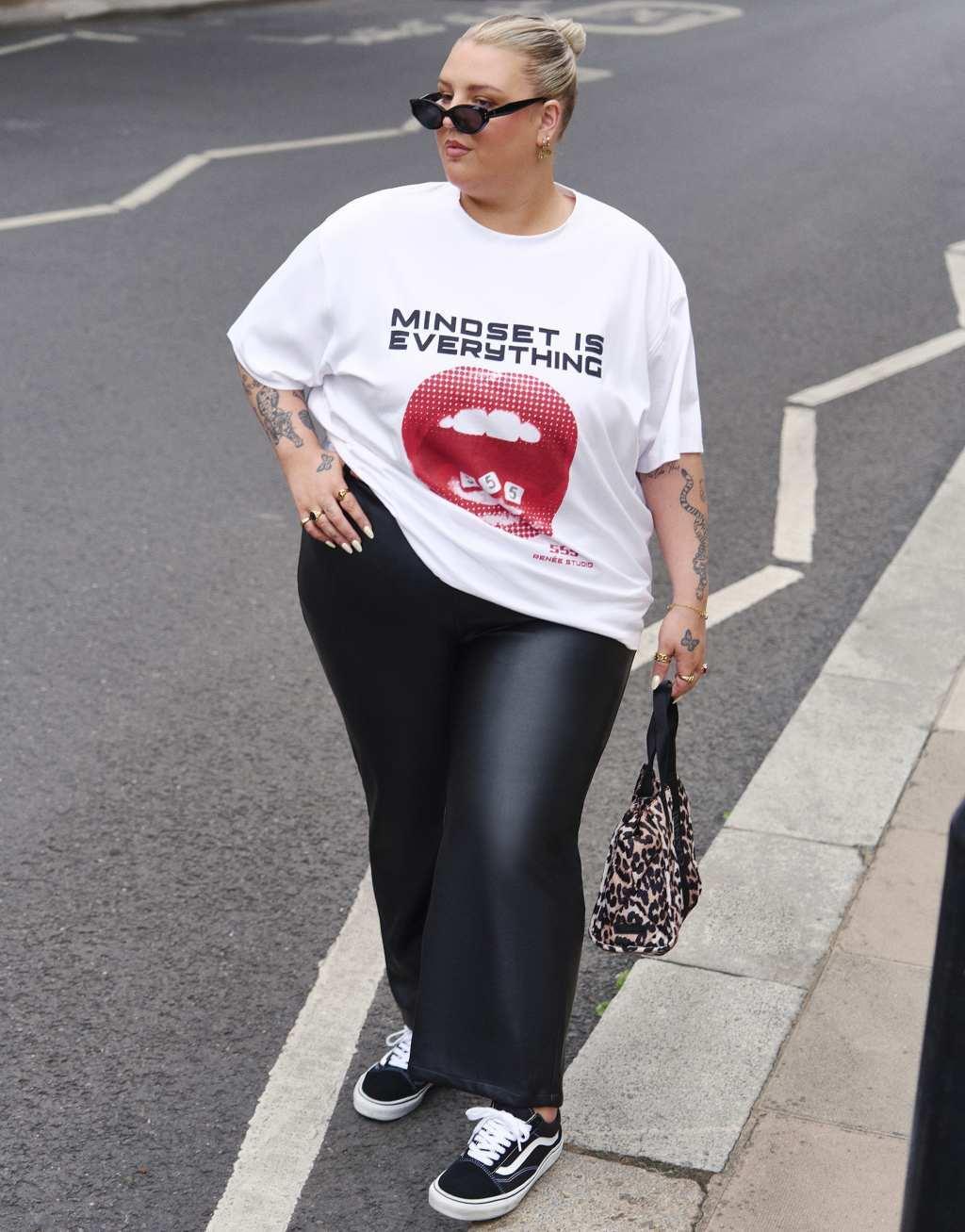 Renee Studio x Holly Wynne exclusive Mindset is Everything mouth motif t-shirt in white Product Image