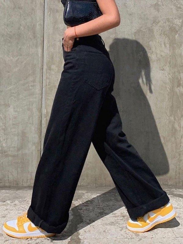 Relaxed Mid Waist Boyfriend Jeans Product Image