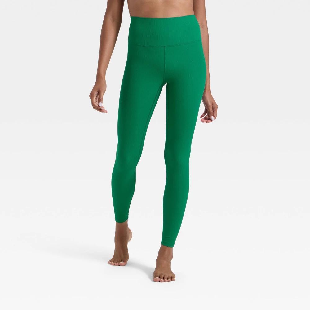 Petit New Standard (W) Unisex Product Image