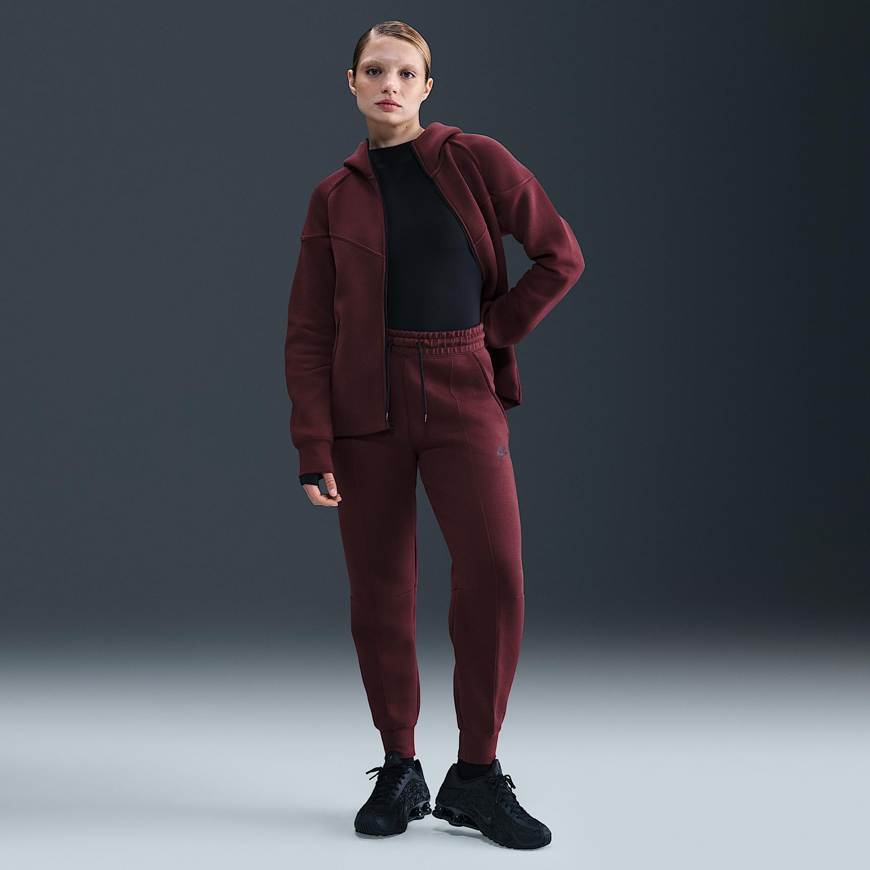 Women's Nike Sportswear Tech Fleece Mid-Rise Jogger Pants Product Image