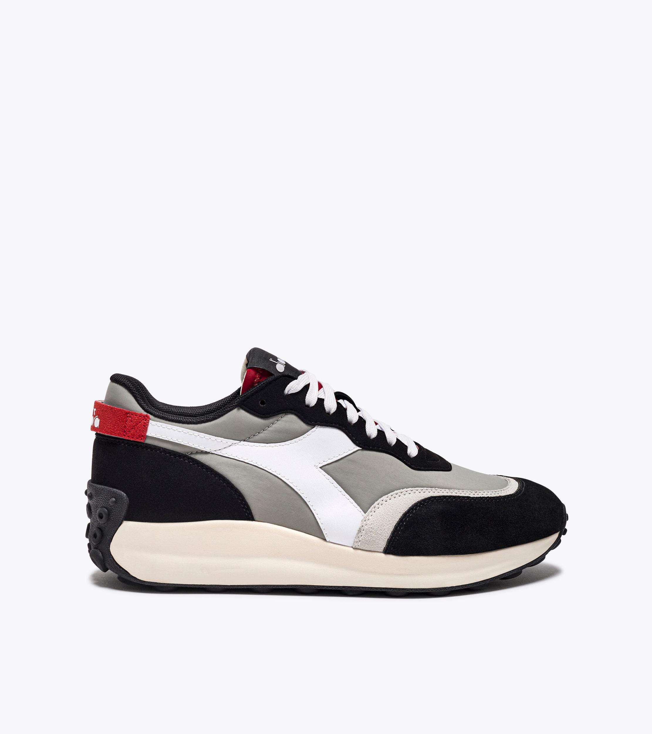 RACE NYL Product Image