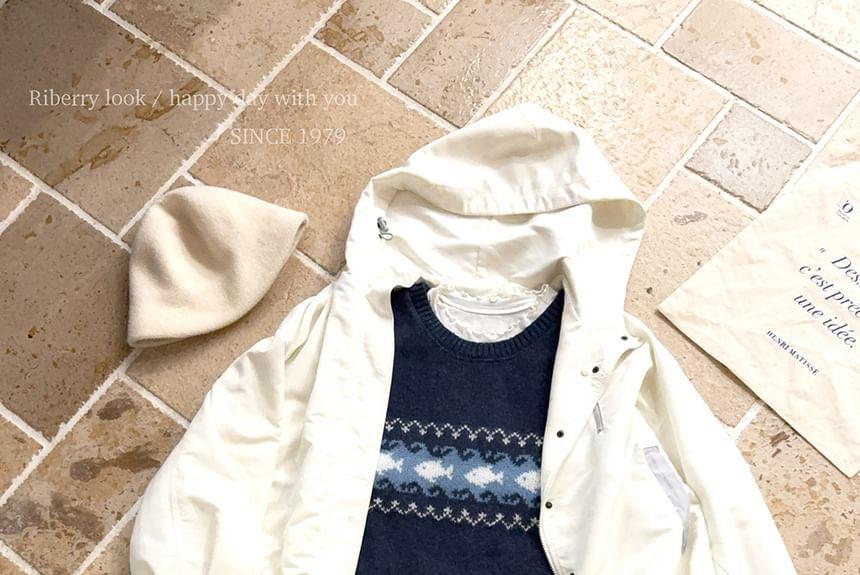 Round Neck Fish Jacquard Knitted Vest Product Image