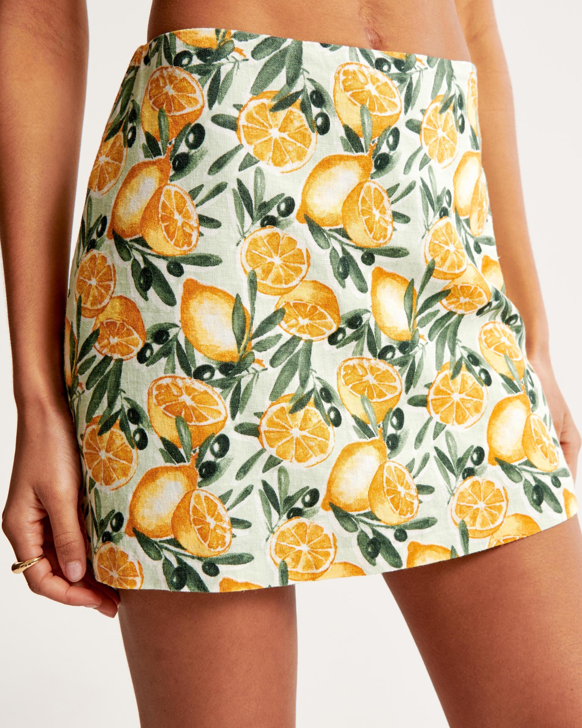 The A&F Scarlett Linen-Blend Mini Skort Product Image