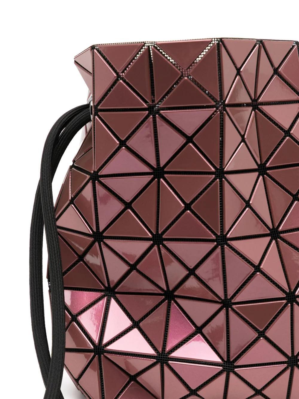 wring gloss crossbody bag Product Image