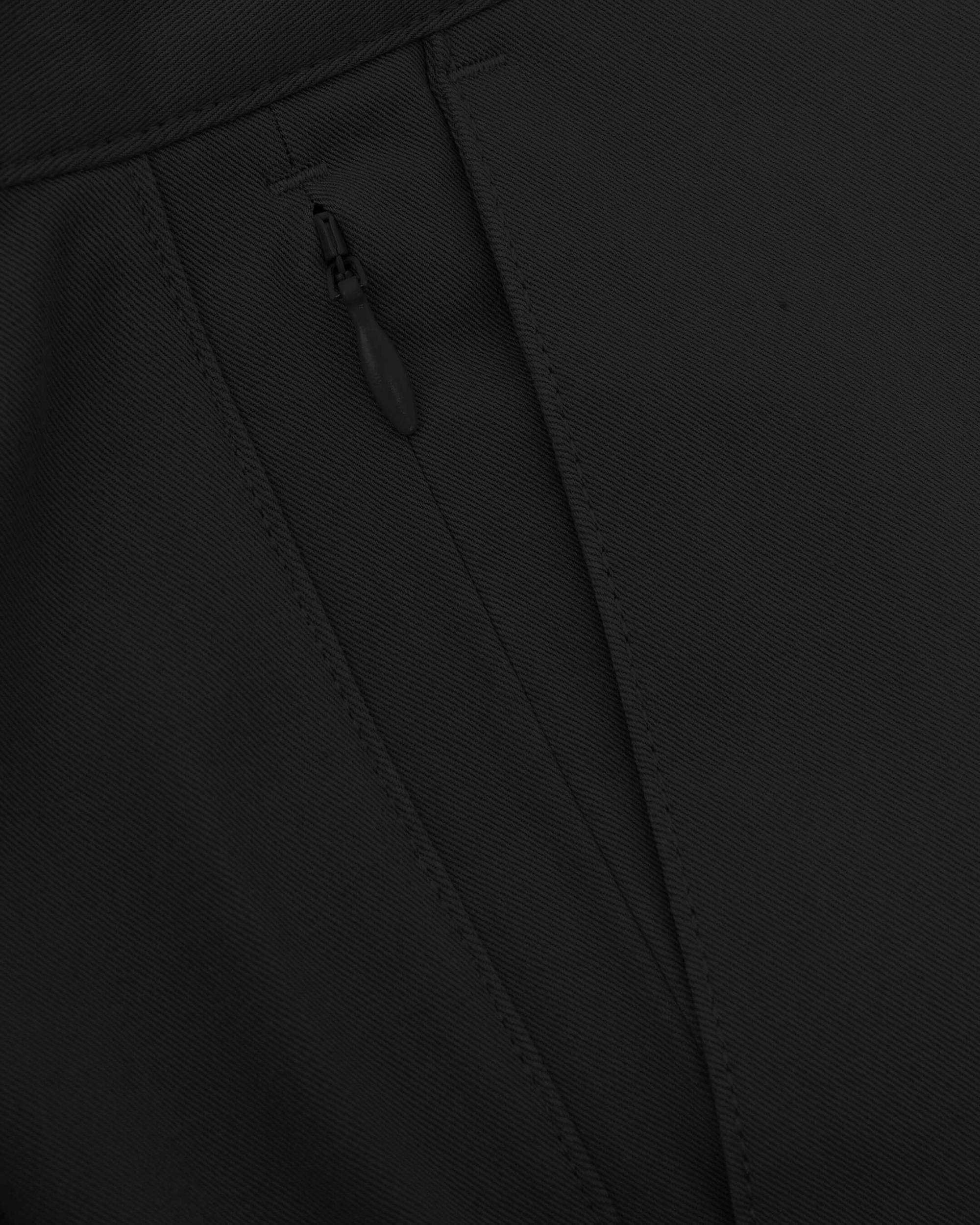 9" Black Classic Twill Shorts Product Image