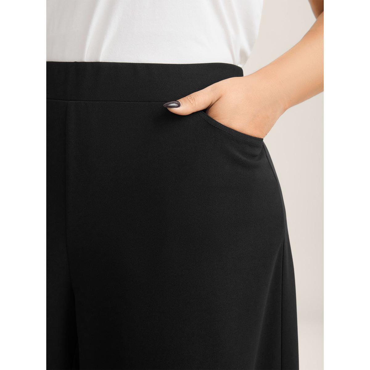 Plus Size Scalloped Hem Pull-On Wide-Leg Pants Women Black Elegant Wide Leg Mid Rise Everyday-Elegant Pants BloomChic 28/5X Product Image