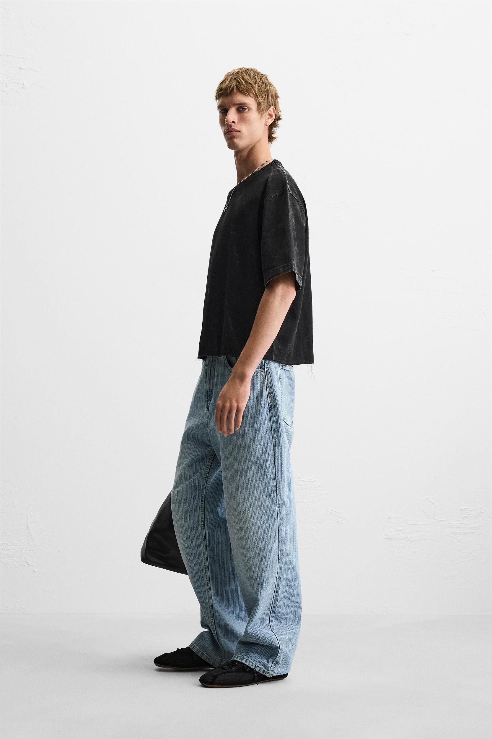 CROPPED FIT DENIM T-SHIRT Product Image