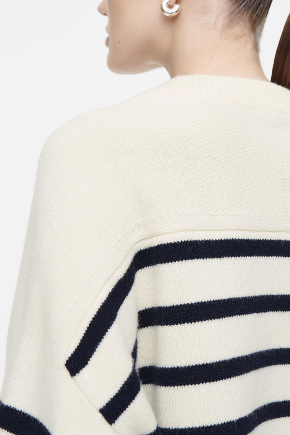 WOOL CREW-NECK CARDIGAN Product Image