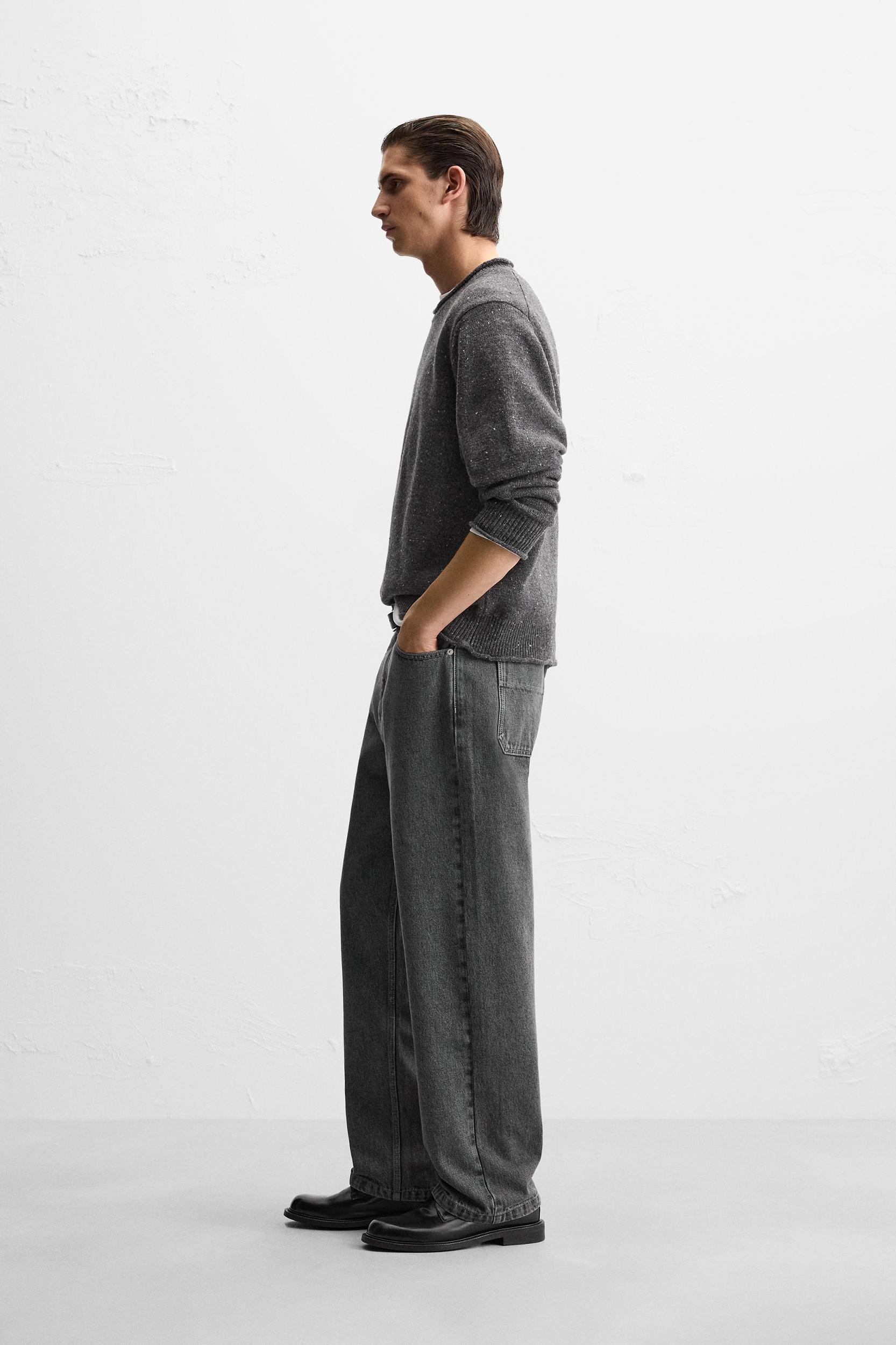 STRAIGHT FIT RELAXED JEANS Product Image