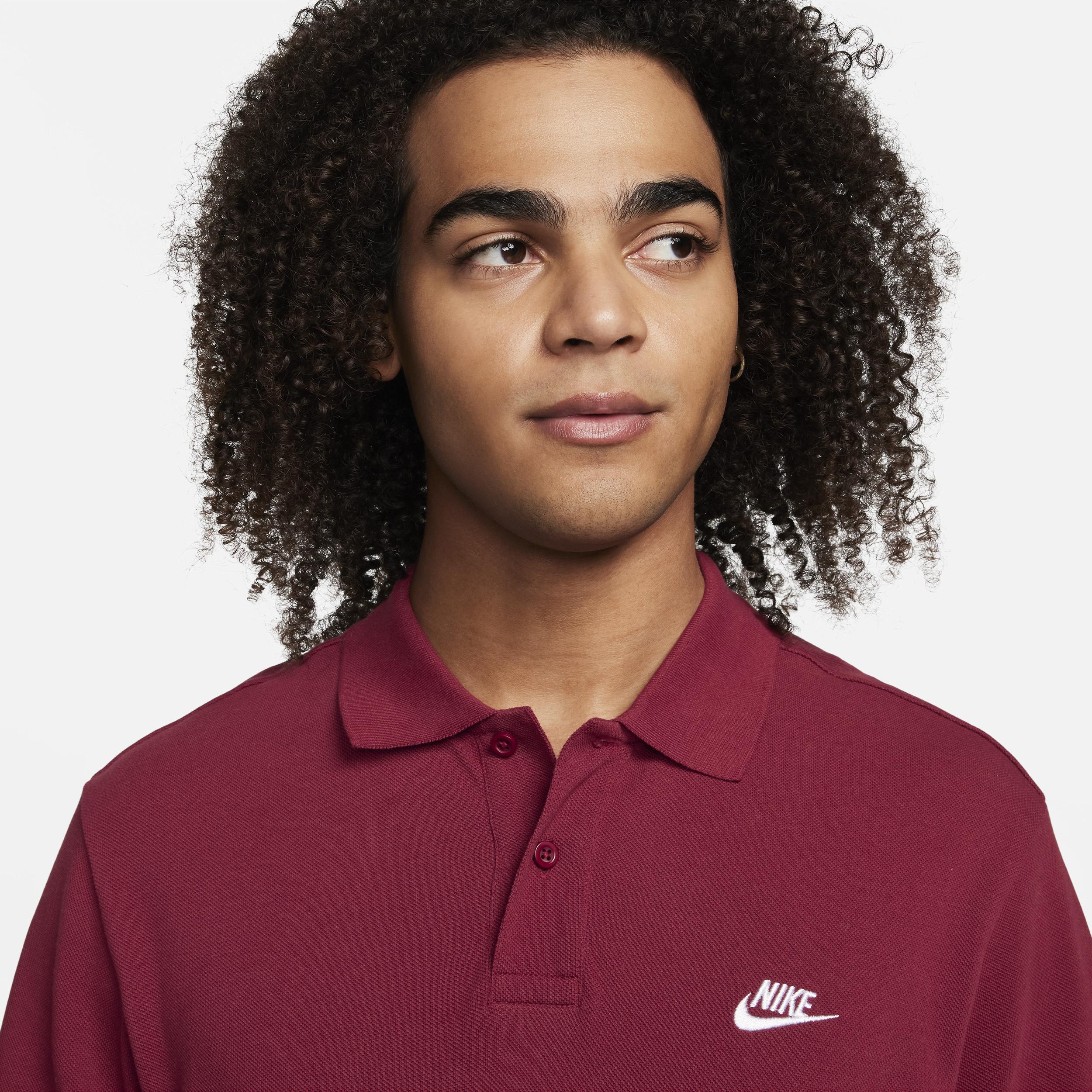 Nike Club Men's Short-Sleeve Polo Product Image