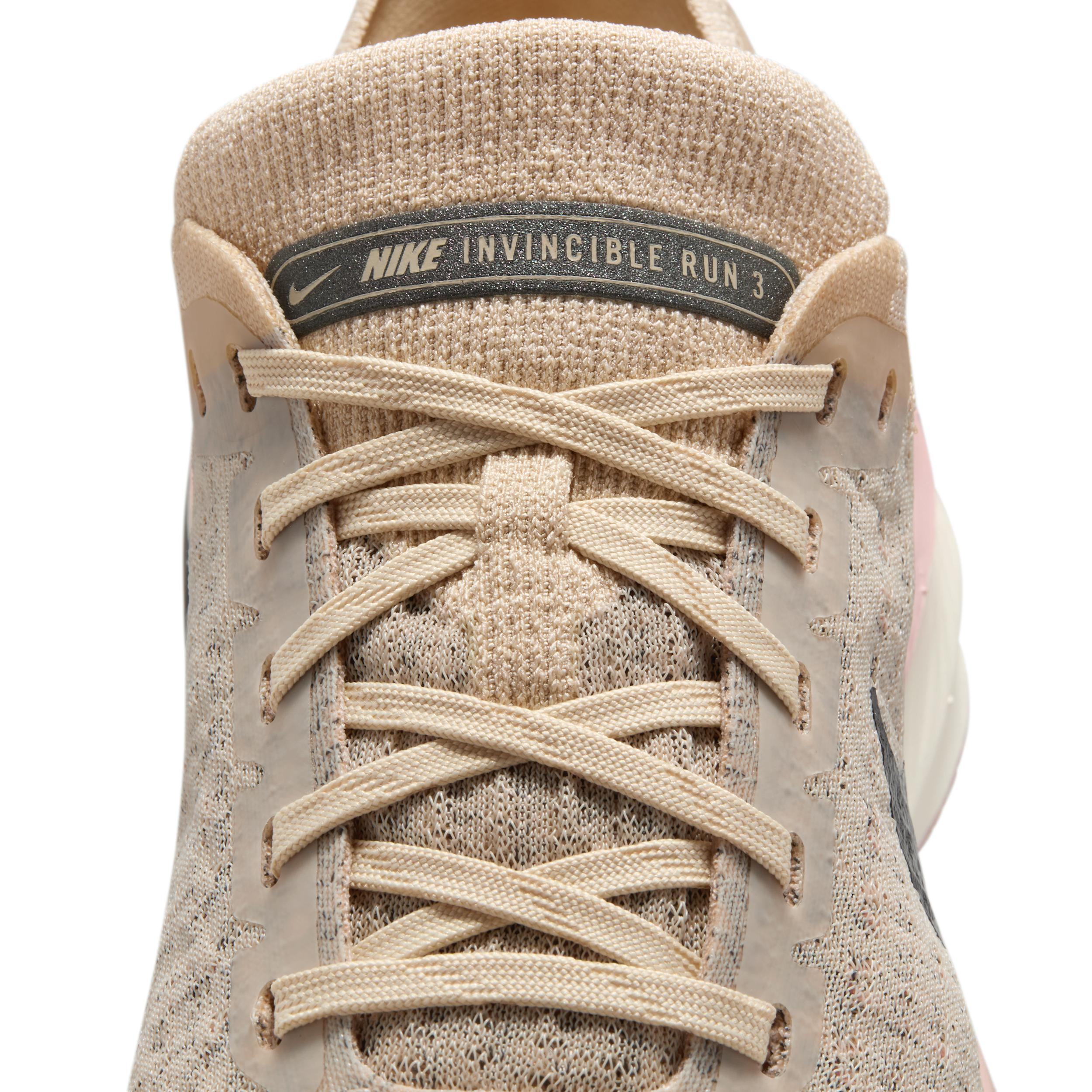 Nike Women's Invincible 3 Premium Road Running Shoes Product Image