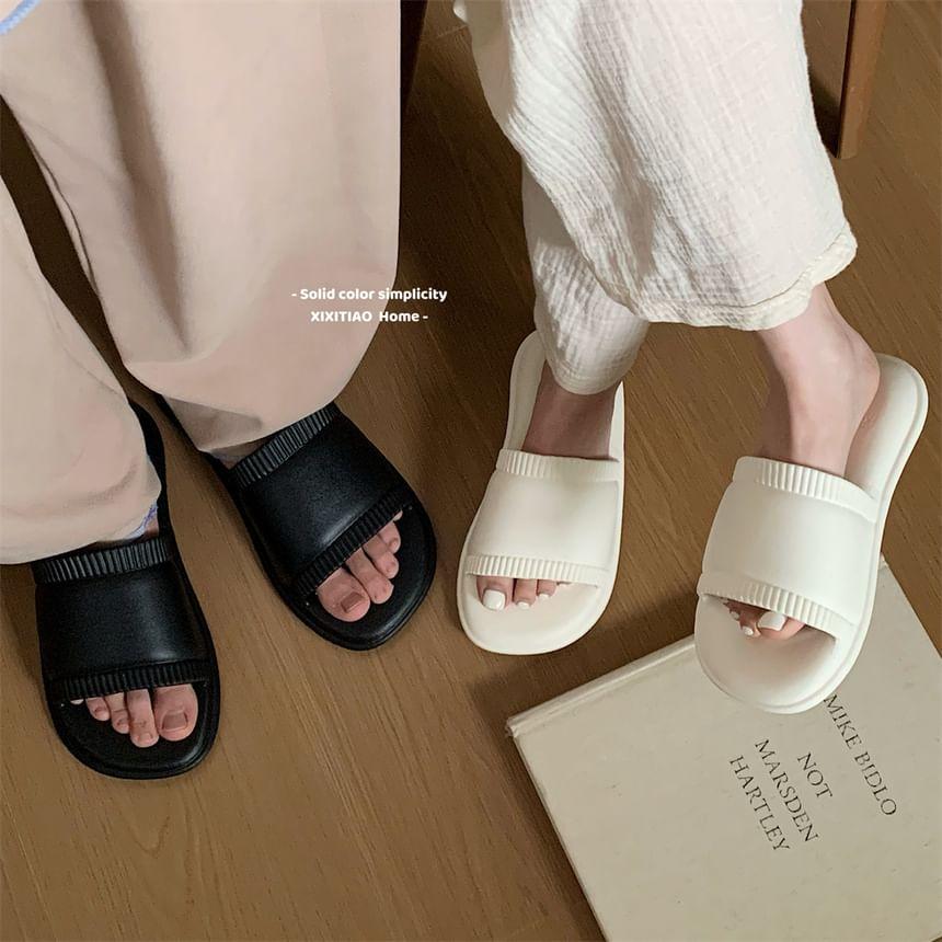 Couple Matching Plain Home Slippers Product Image