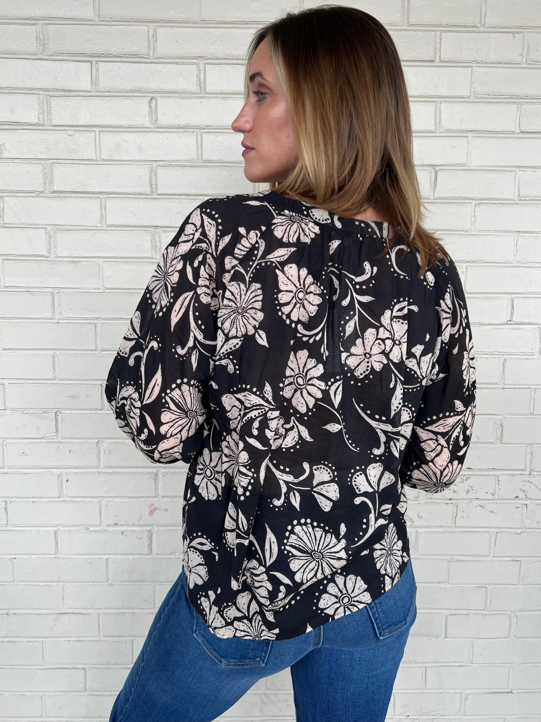 [Z Supply] Wren Floral V-Neck Blouse Product Image