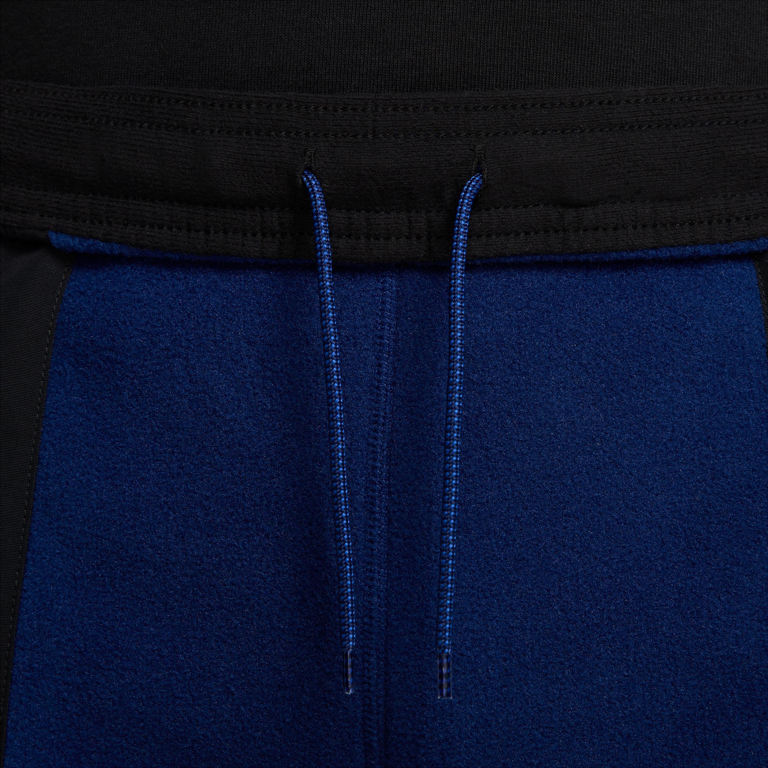 Men's Nike ACG "Wolf Tree" Plus Fleece Pants Product Image