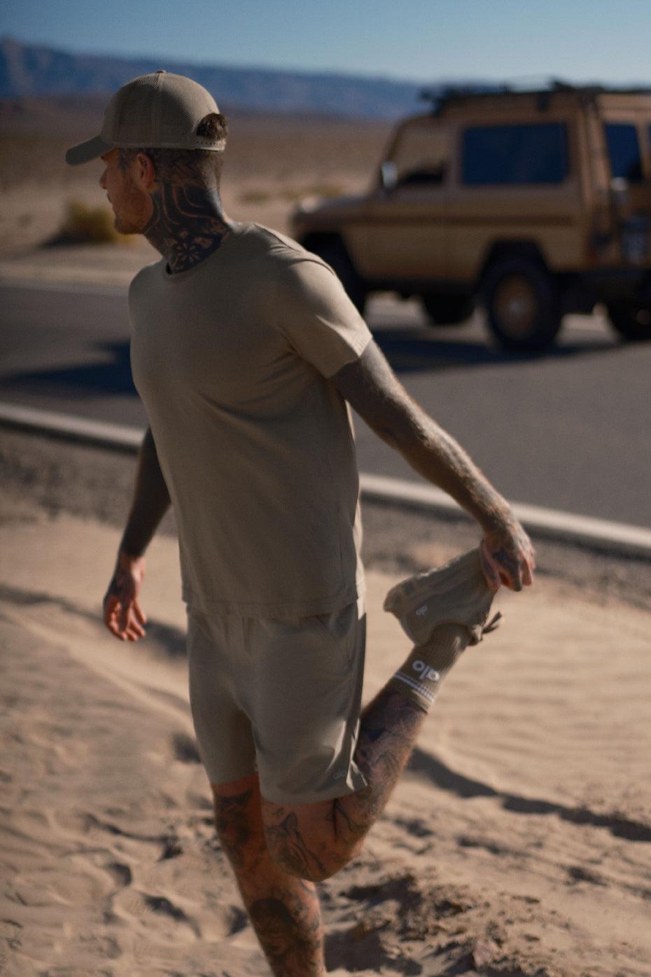 Alo Runner - Gravel Product Image